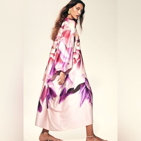 H&M Modest Ramadan Collection Satin Kaftan Dress - Picture 7 of 8